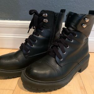 BCombat Boot